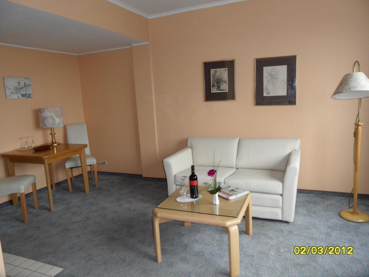 Wiking Hotel Генштедт-Ульцбург Екстер'єр фото